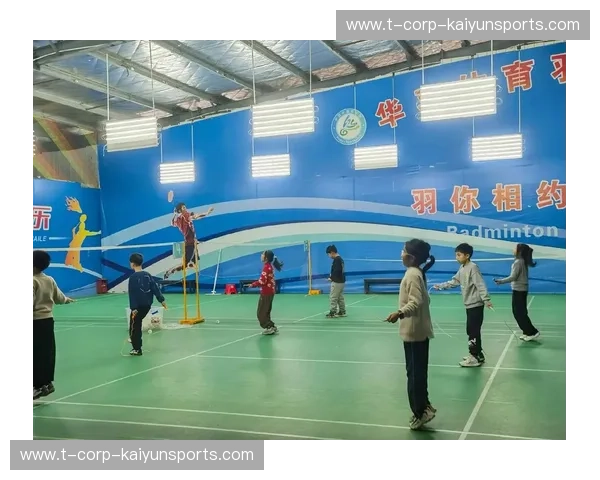 羽毛球柔韧训练：让每一次挥拍都更轻盈